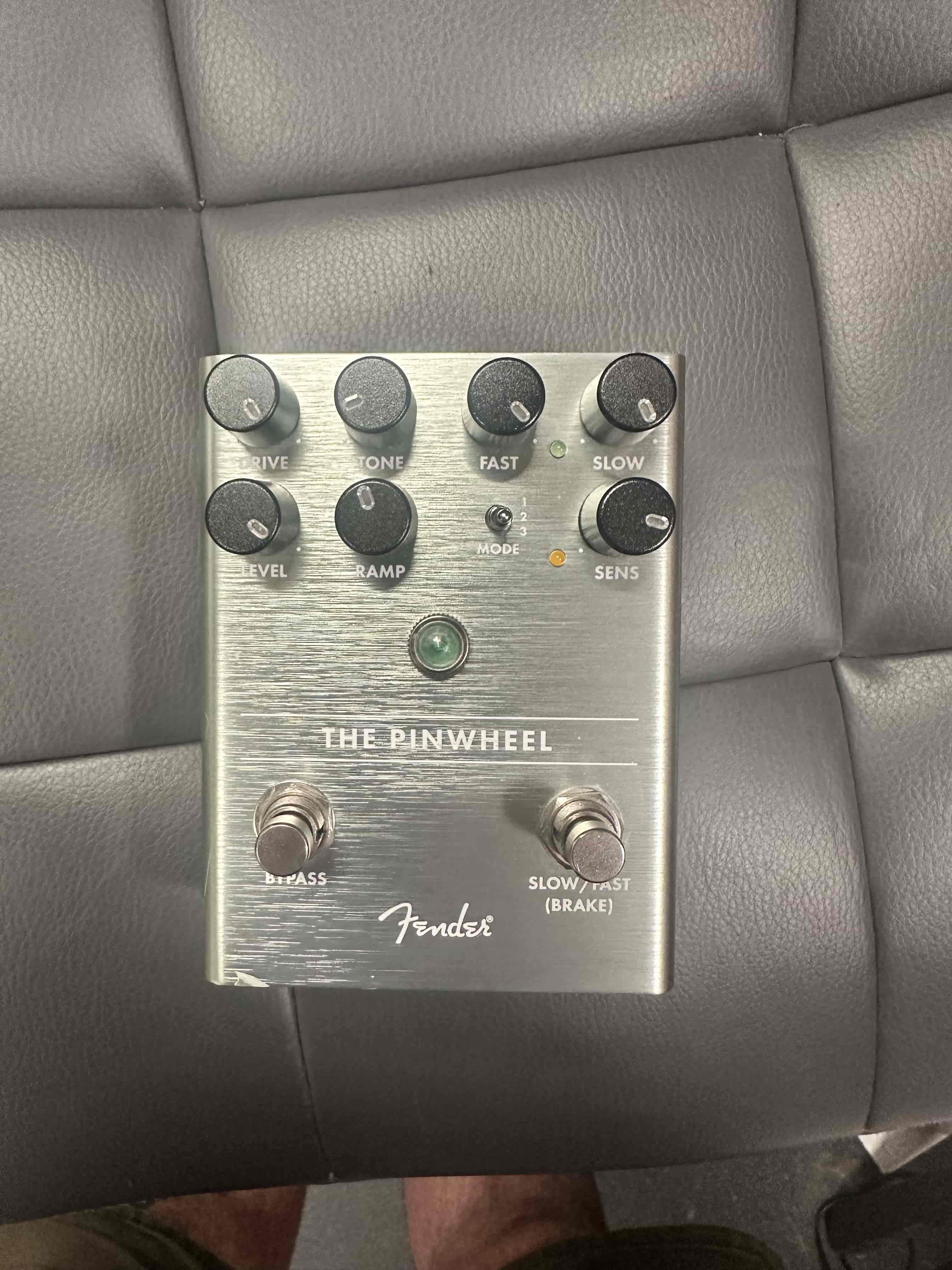 Pre-Owned Fender The Pinwheel...