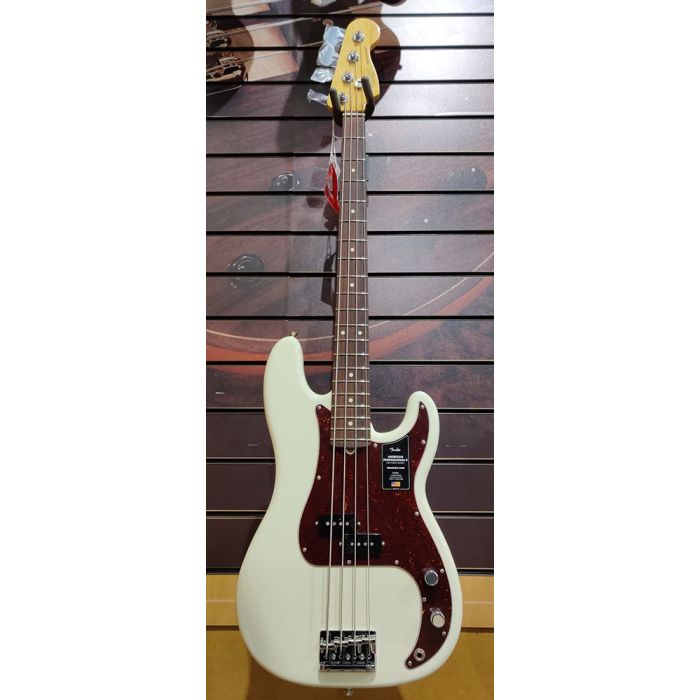 B Stock Fender American Professional II Precision Bass Olympic White front view