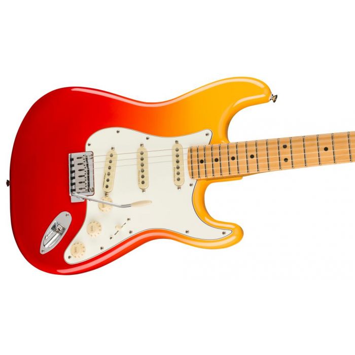 Fender Player Plus Stratocaster MN Tequila Sunrise, angled view of the body