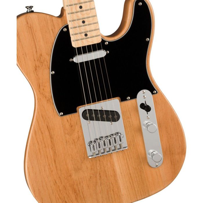 Squier FSR Affinity Telecaster, Black PG, Natural body closeup