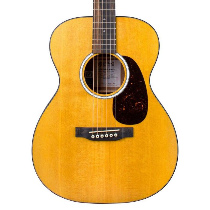 Martin 000C-Jr10E Shawn Mendes Electro Acoustic body closeup