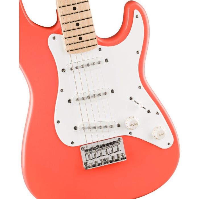 Squier FSR Mini Stratocaster MN Tahitian Coral, body closeup