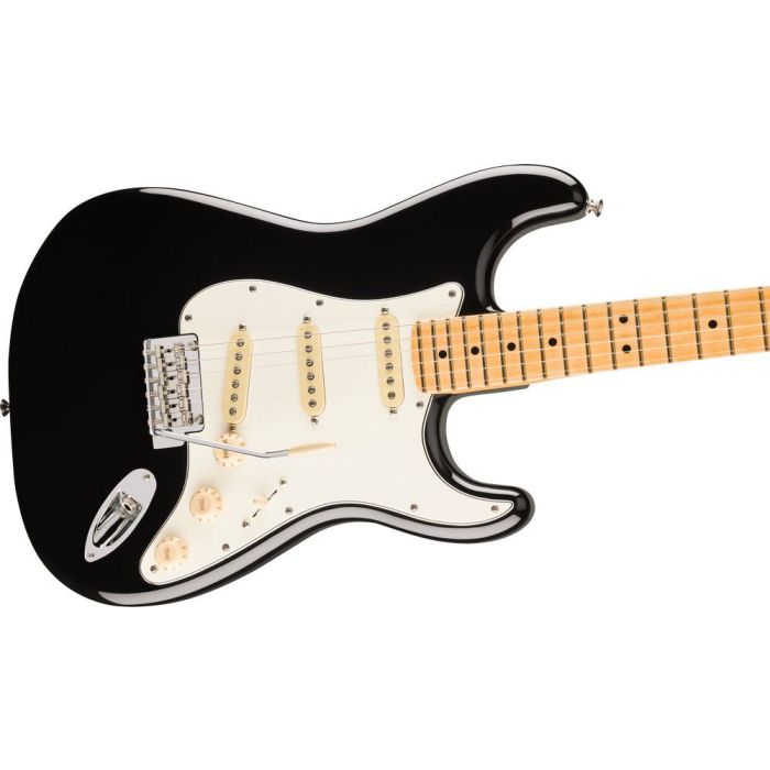 Fender Player II Stratocaster Mn Black, angled view