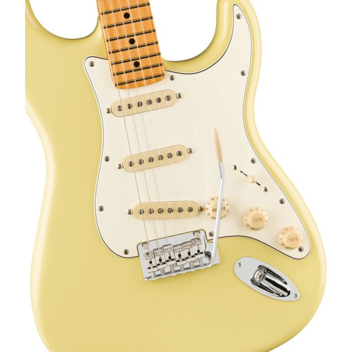 Fender Player II Stratocaster Mn Hialeah Yellow, body closeup