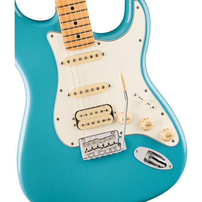 Fender Player II Stratocaster Hss Mn Aquatone Blue, body closeup