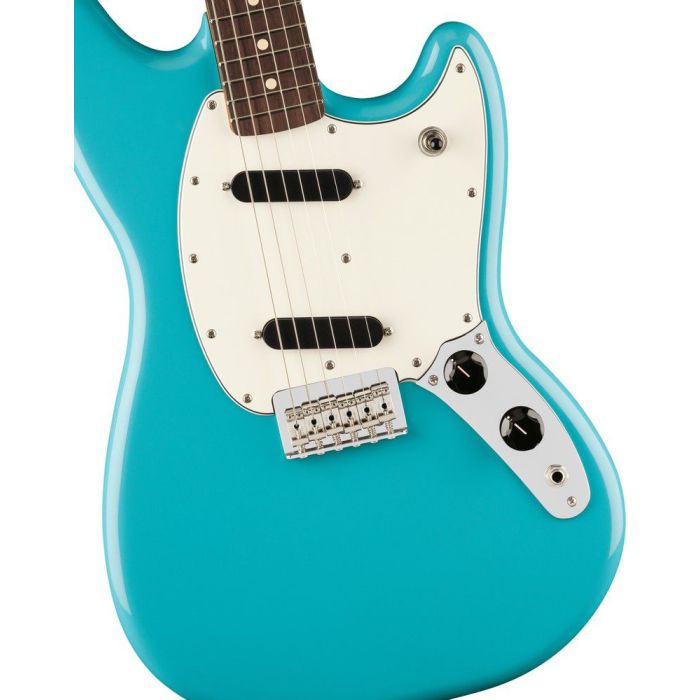 Fender Player II Mustang RW Aquatone Blue, body closeup