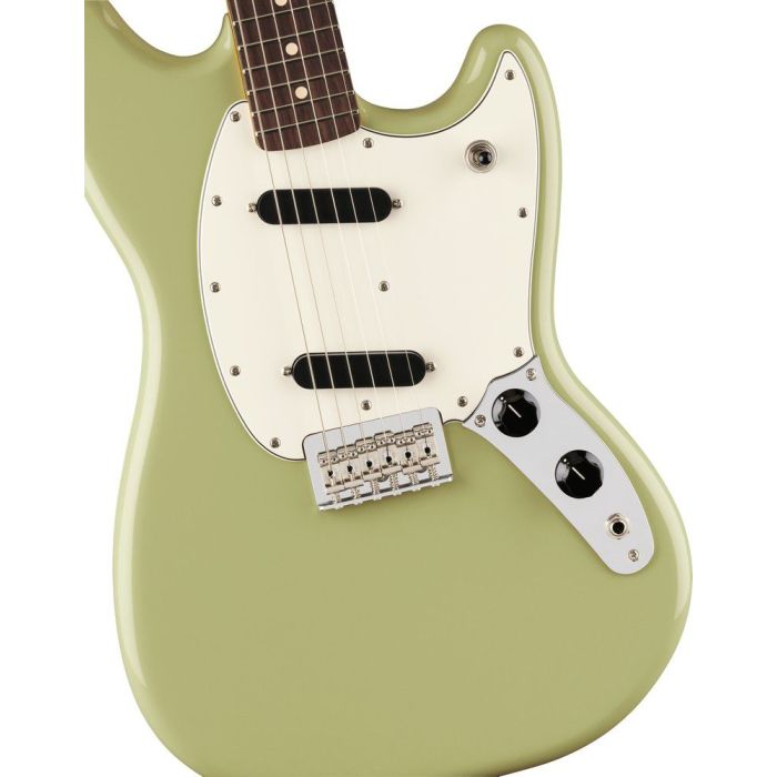 Fender Player II Mustang RW Birch Green, body closeup