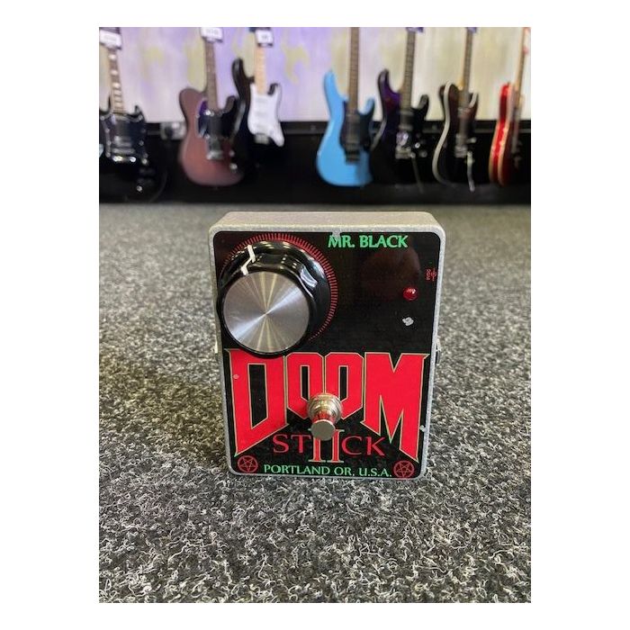 Pre-Owned-Doom-Stick-II-Fuzz-Front-View 