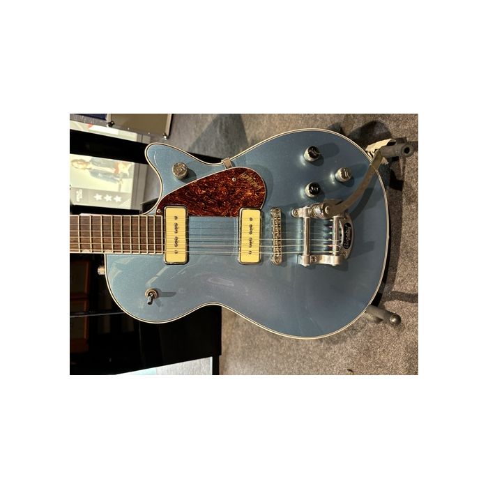 Pre-Owned Gretsch G5210T Electromatic in Petrol (053849) bodt closeup