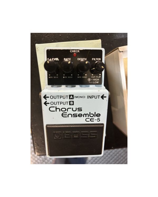 Pre-Owned BOSS CE-5 Chorus Ensemble Pedal (056435)