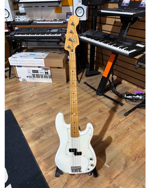 Pre-Owned Fender Player Precision Bass P (053826)