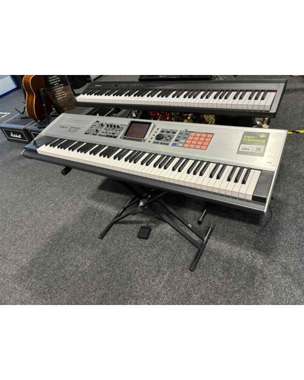 Pre-Owned Roland Fantom X8 with carry case (056070)