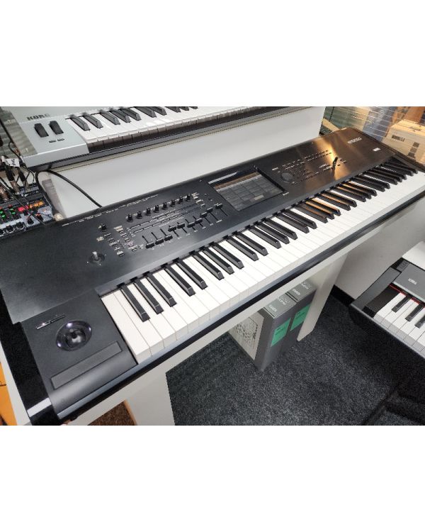 Pre-Owned Korg Kronos 73 Workstation (054718)