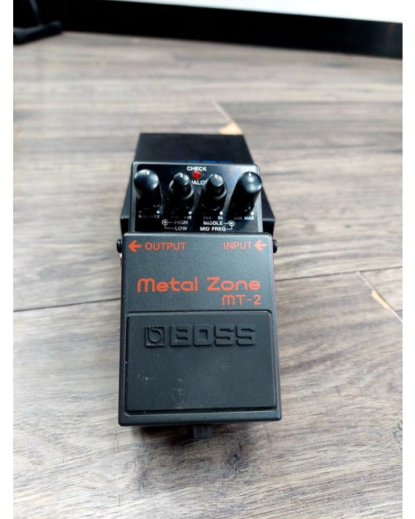 Pre-Owned Boss MT2 Metal Zone Distortion Pedal (048516)