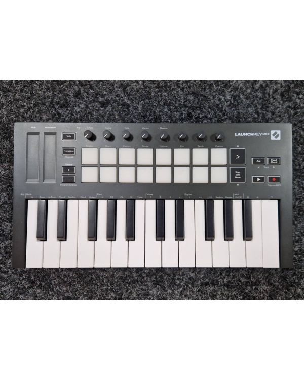 Pre-Owned Novation Launchkey Mini 3 (049136)