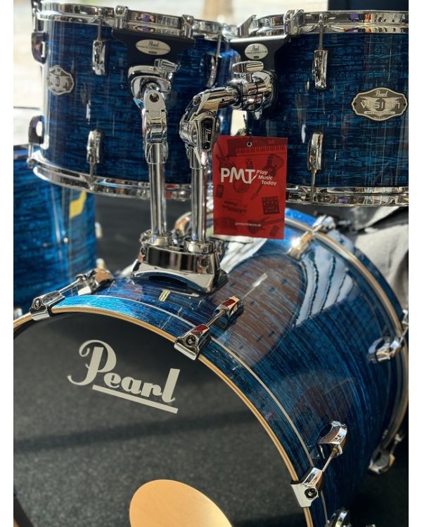 PRE-OWNED 2007 Pearl Vision VSX Birch 4 Piece Shell Pack in Strata Blue with Soft Cases (053637)