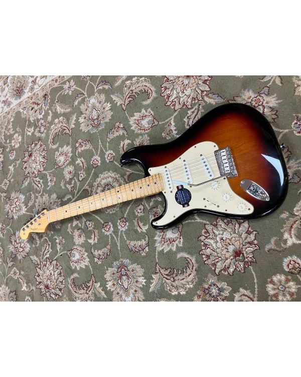 Pre-Owned American Standard Stratocaster Left Handed 2010 MN 3 Colour Sunburst (052005)