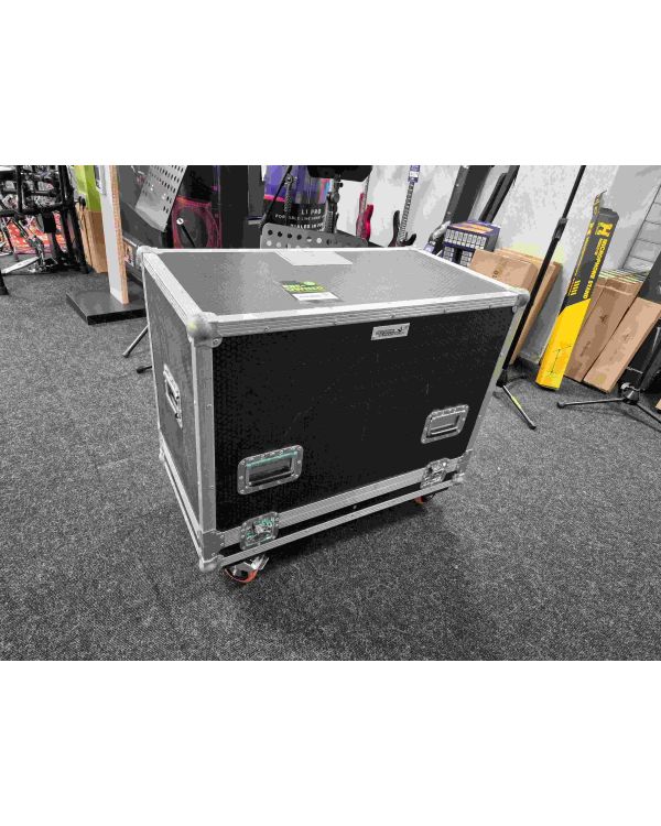 Pre-owned Custom Flightcase with casters (052171)