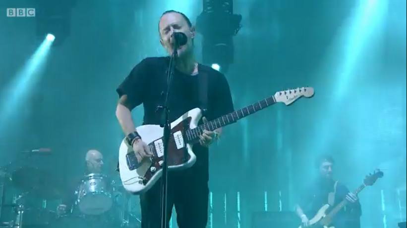 Thom yorke deals jazzmaster